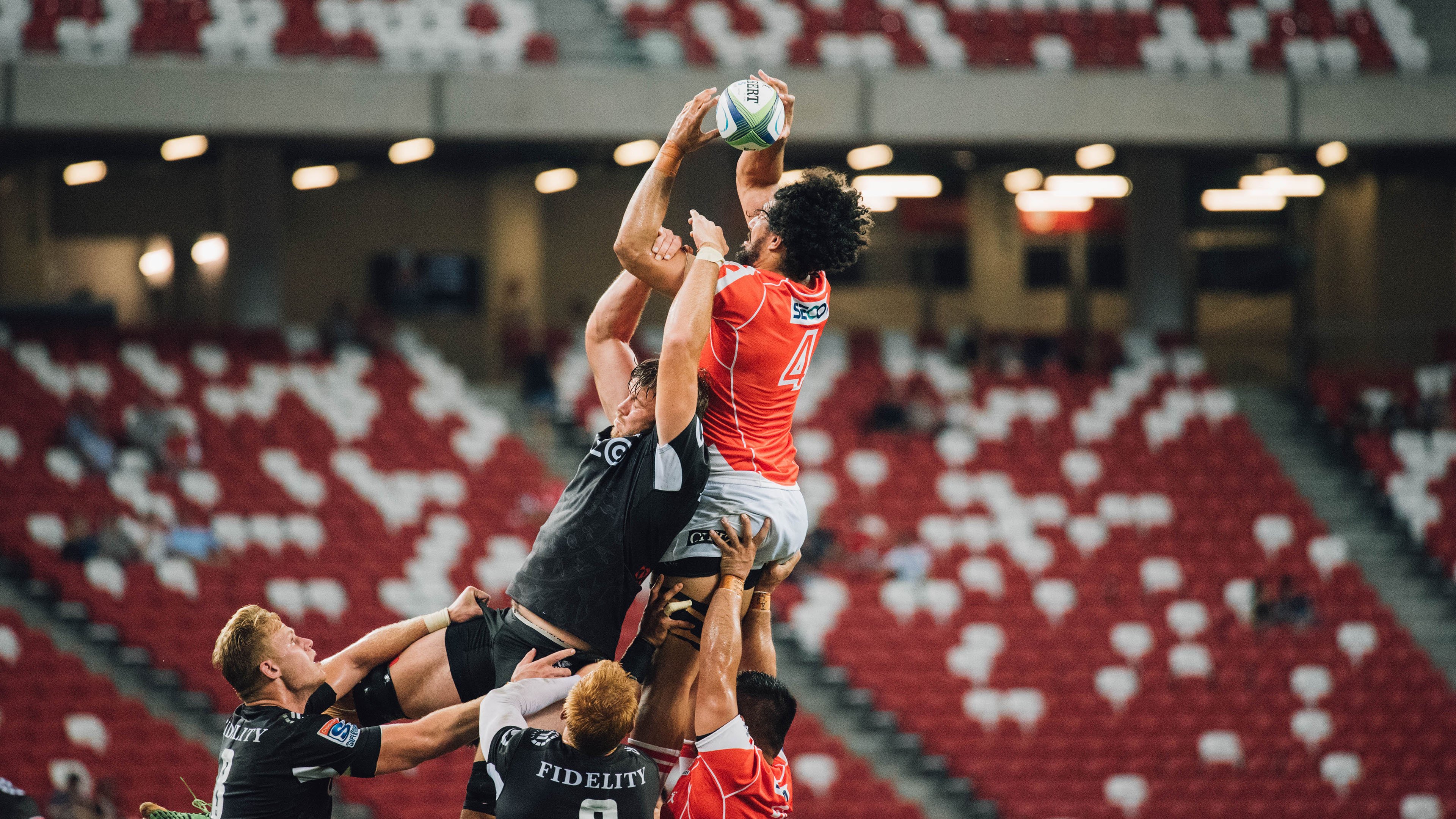 泳坛名将因违规药物检测遭禁赛 职业生涯面临重大挑战