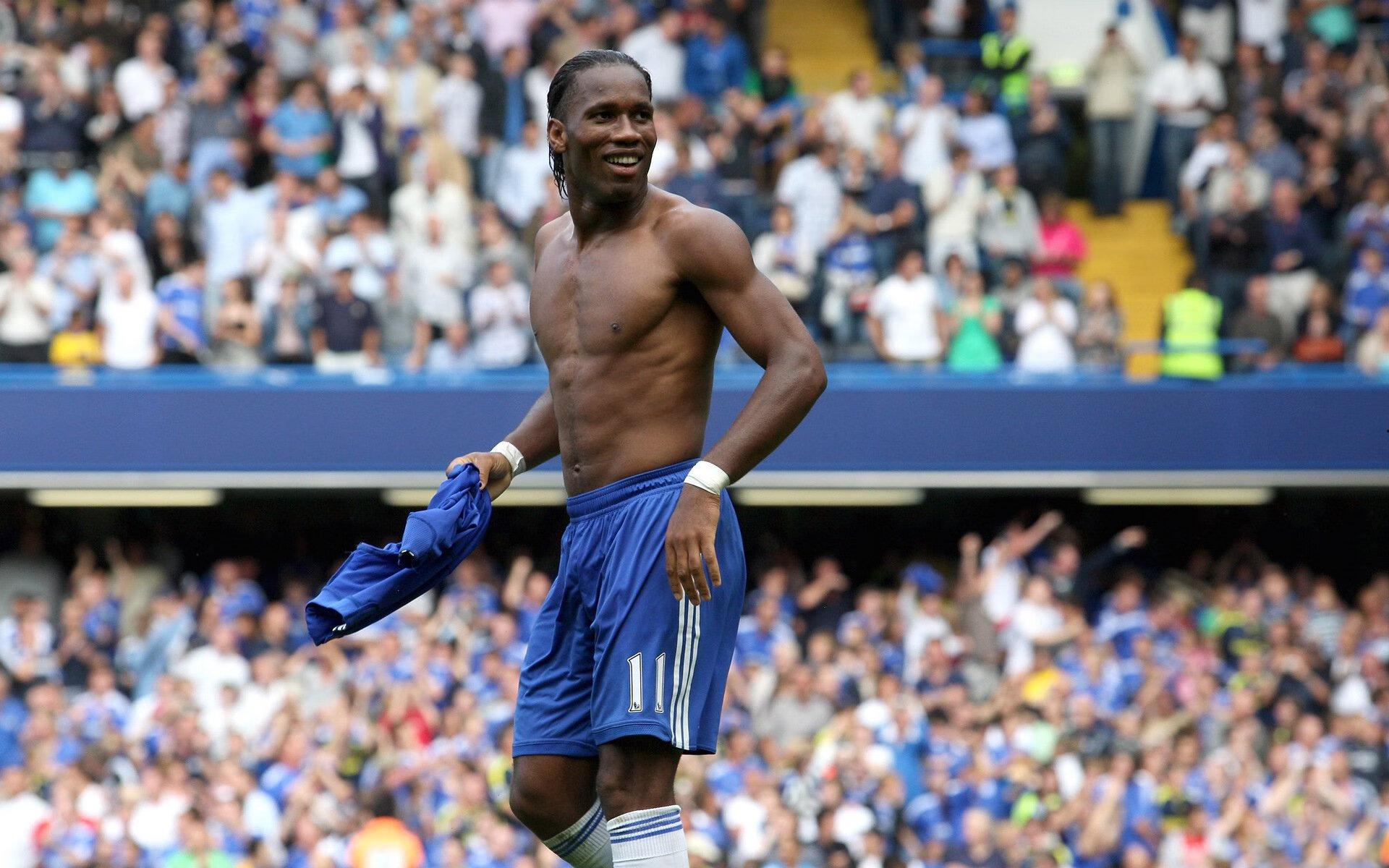 邮报，主力门将重伤，多尔金流浪者紧急征召54岁前门将救火！