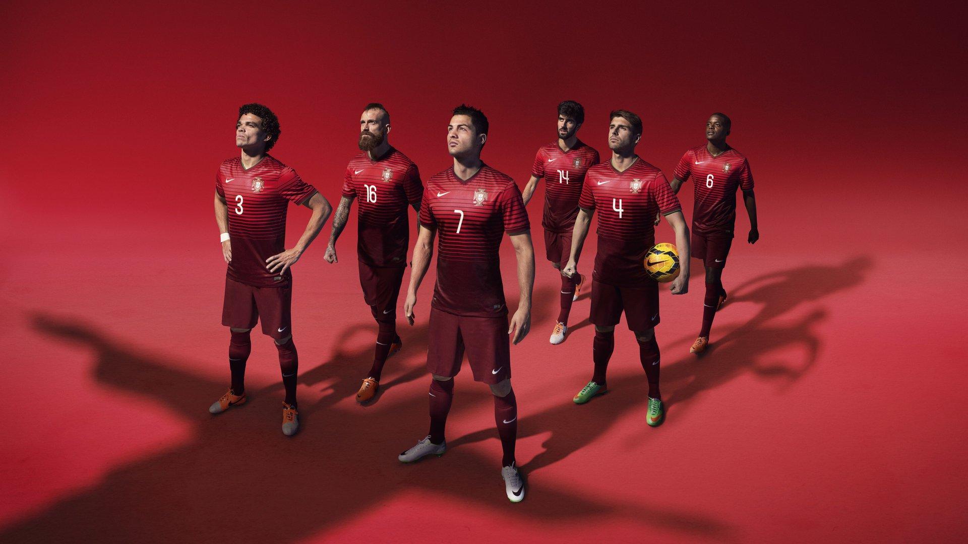 凯恩夫妇巴伐利亚风情亮相啤酒节 入乡随俗展深度融入姿态